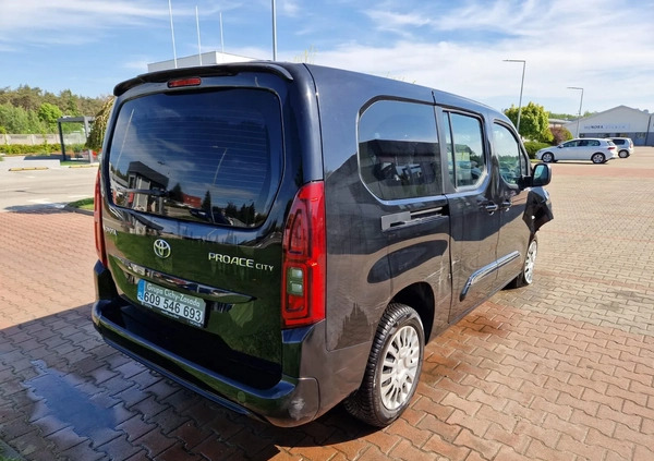 Toyota Proace City Verso cena 29198 przebieg: 170000, rok produkcji 2021 z Rymanów małe 106